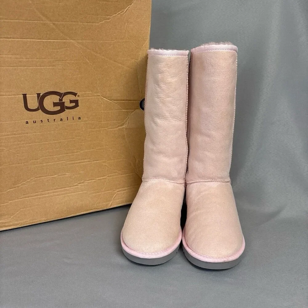 Womens 8 Classic Tall UGG Boots Baby Pink Retired Collectors Extremely Rare Cond - Picture 1 of 12